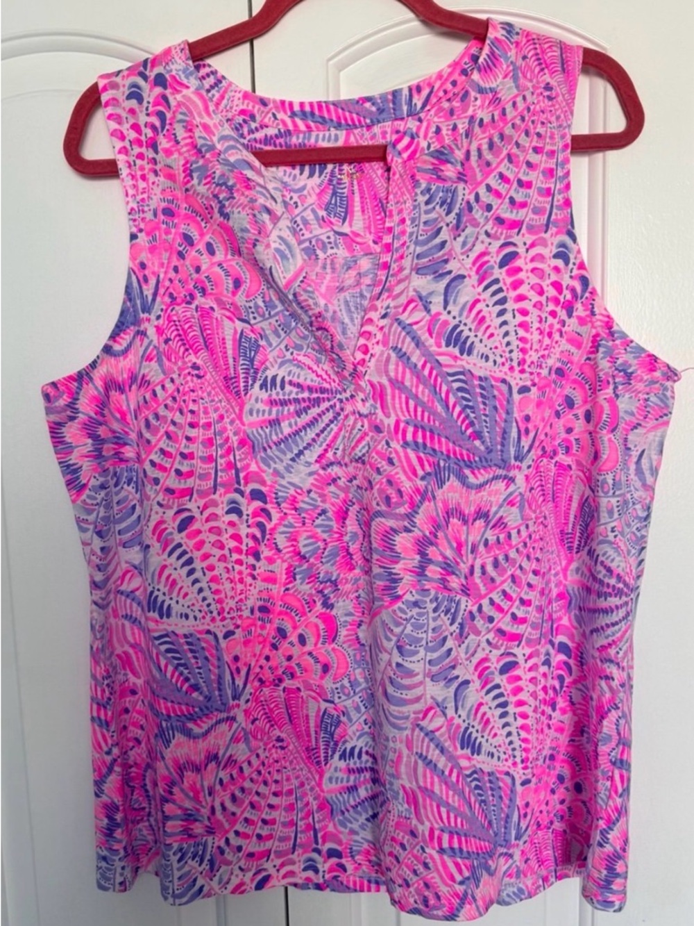 Lilly Pulitzer  Dev Knit Top Sea You Soon Sz M Raz Berry Pink Floral Sleeveless